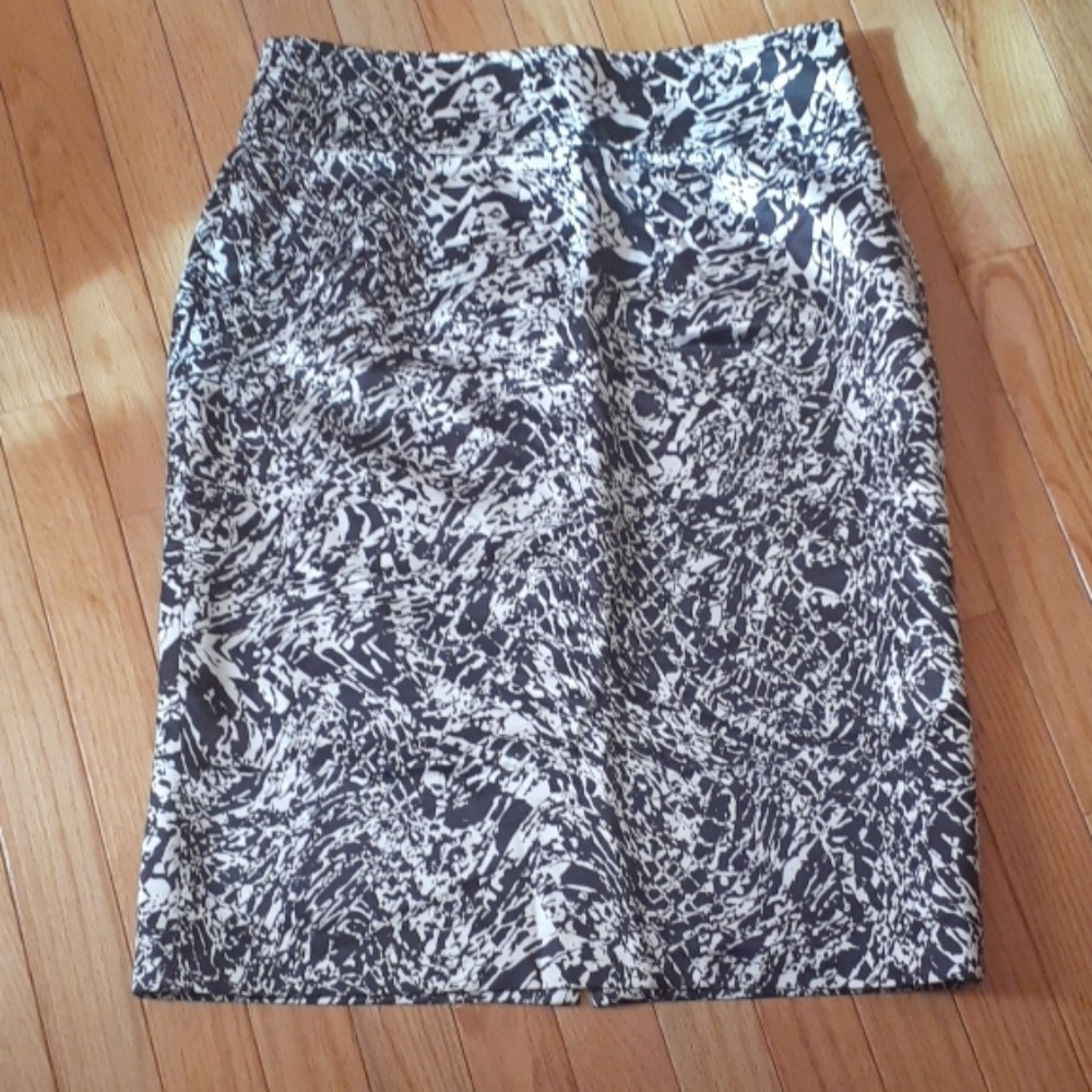 Jones New York Skirt